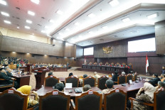 Regional leaders' support for incumbent not enough as proof of election fraud, justices say