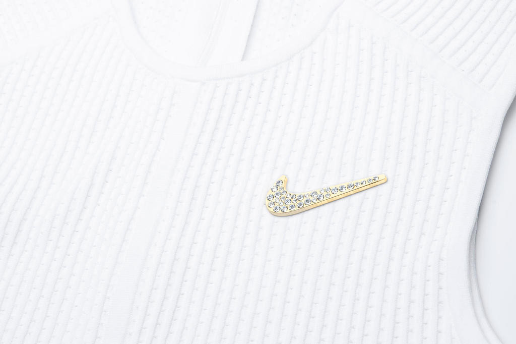 Serena Williams to wear Nike s Swarovski studded brooch for