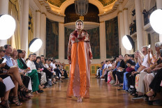 Mexicans hail Paris designer amid cultural appropriation row