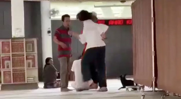 Woman 'looking for husband' enters Bogor mosque &ndash; with pooch