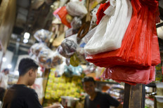 Jakarta tests plastic-free lifestyle 