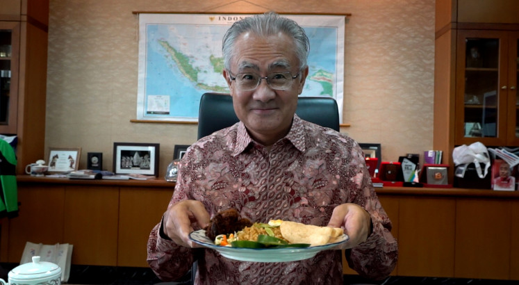 New foodie in town: Japanese ambassador to Indonesia snaps his daily lunch
