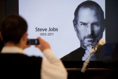 Gates says Steve Jobs cast &lsquo;spells&rsquo; to keep Apple from dying