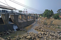 Water volume at Katulampa sluice gate decreases drastically
