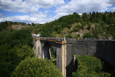 French MPs call for Tour de France to join UNESCO list