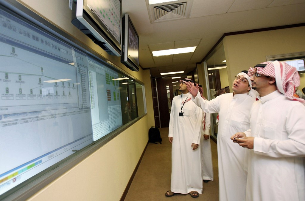 Saudi Arabia set for 24-hour trading amid prayer time ...