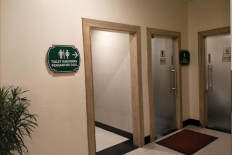 West Jakarta mall has restrooms for app-based motorcycle taxi drivers