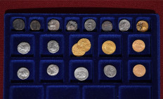 Buried treasure poses Holocaust puzzle for Hungary museum