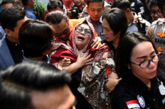 Police claim Nunung used drugs for 20 years 