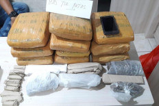 Police arrest two students in marijuana haul at E. Jakarta university