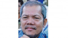 Award-winning West Sumatran writer Darman Moenir dies at 67