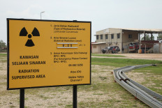 Malaysia PM says cannot force rare earths firm Lynas to leave country