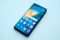 Huawei launches own operating system to rival Android