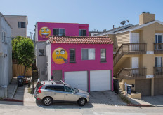 'Emoji' house in LA beach town infuriates feuding neighbors