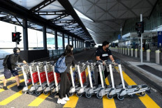 Hong Kong airport suspends all check-ins