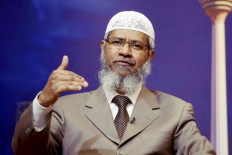 Respect Malaysia's right to safe and peaceful racial relations, Indian Islamic preacher Zakir Naik told