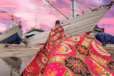 Colors from Home exhibition shows vibrant side of Indonesian batik