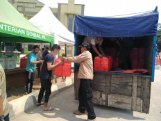 No food, no water: Asylum seekers stuck in limbo at Kalideres camp