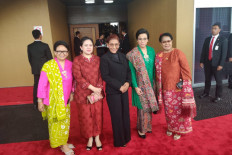 Guests don colorful outfits for annual State of Nation address