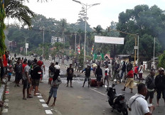 Dozens arrested for protesting racism against Papuans, allegedly interrogated without lawyers
