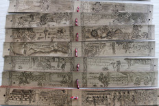 Prasi I Gede Basur comprises 30 palm leaf manuscripts. It's one of the texts written in Prasi, or traditional Balinese comics. The script is part of the Hanacaraka Society's collection and tells the story of a man named I Gede Basur.  JP/Arya Dipa