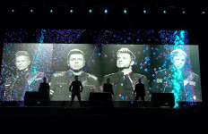 Westlife shines in Palembang following less satisfactory concerts in Jakarta 