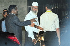 Indian Muslim preacher Zakir Naik gets go-ahead to visit Malaysia mosque, but not to give speech