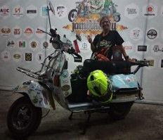 ‘One Vespa, a million brothers’: Scooter enthusiasts gather in Jambi