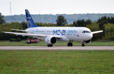 Russia aims high with new passenger plane