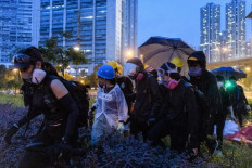 Love in a time of tear gas: Politics and romance on Hong Kong's barricades