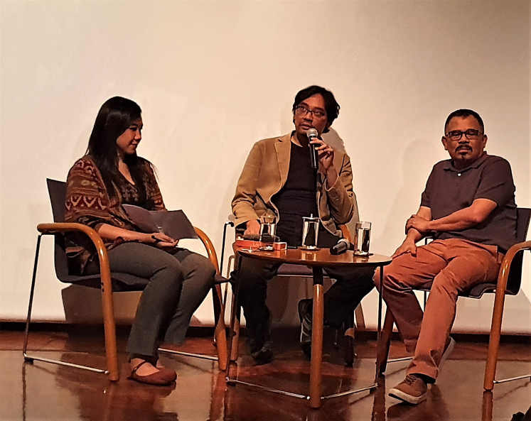 Public critics: The audience appraises the works of Garin Nugroho (right) at a discussion and film screening event at Goethe-Insitute Indonesien in Jakarta.