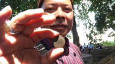 Centuries-old artifacts reportedly discovered in East Java&nbsp;