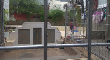 Desolate grave of forgotten figure Souw Beng Kong, oldest tomb in Jakarta