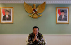 BREAKING: KPK names youth and sports minister suspect in KONI bribery case