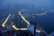 Singapore F1 organisers stock up on anti-smog masks