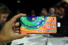 Huawei in public test as it unveils sanction-hit phone