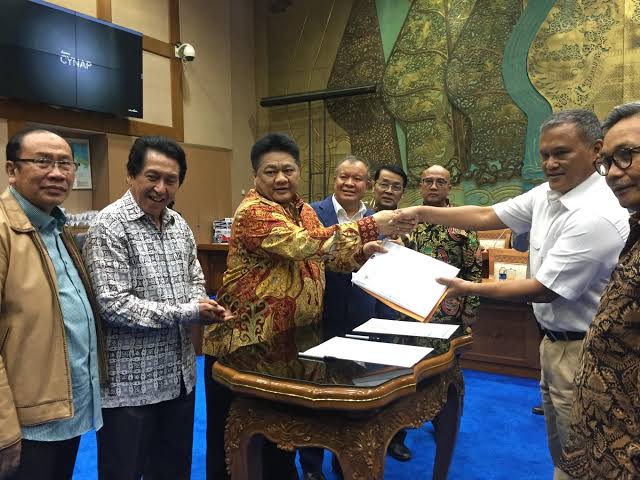 Govt unhappy with half of House-proposed revision of minerals law