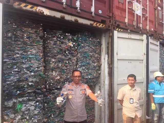 Some 200 tons of hazardous waste turned back to Australia