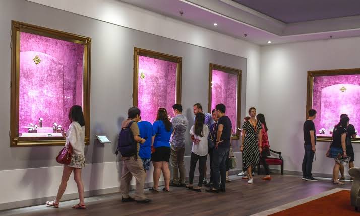 Discovering 180 years of haute horology history