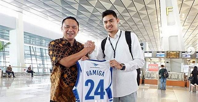 Garuda Indonesia recruits three basketball players as staff