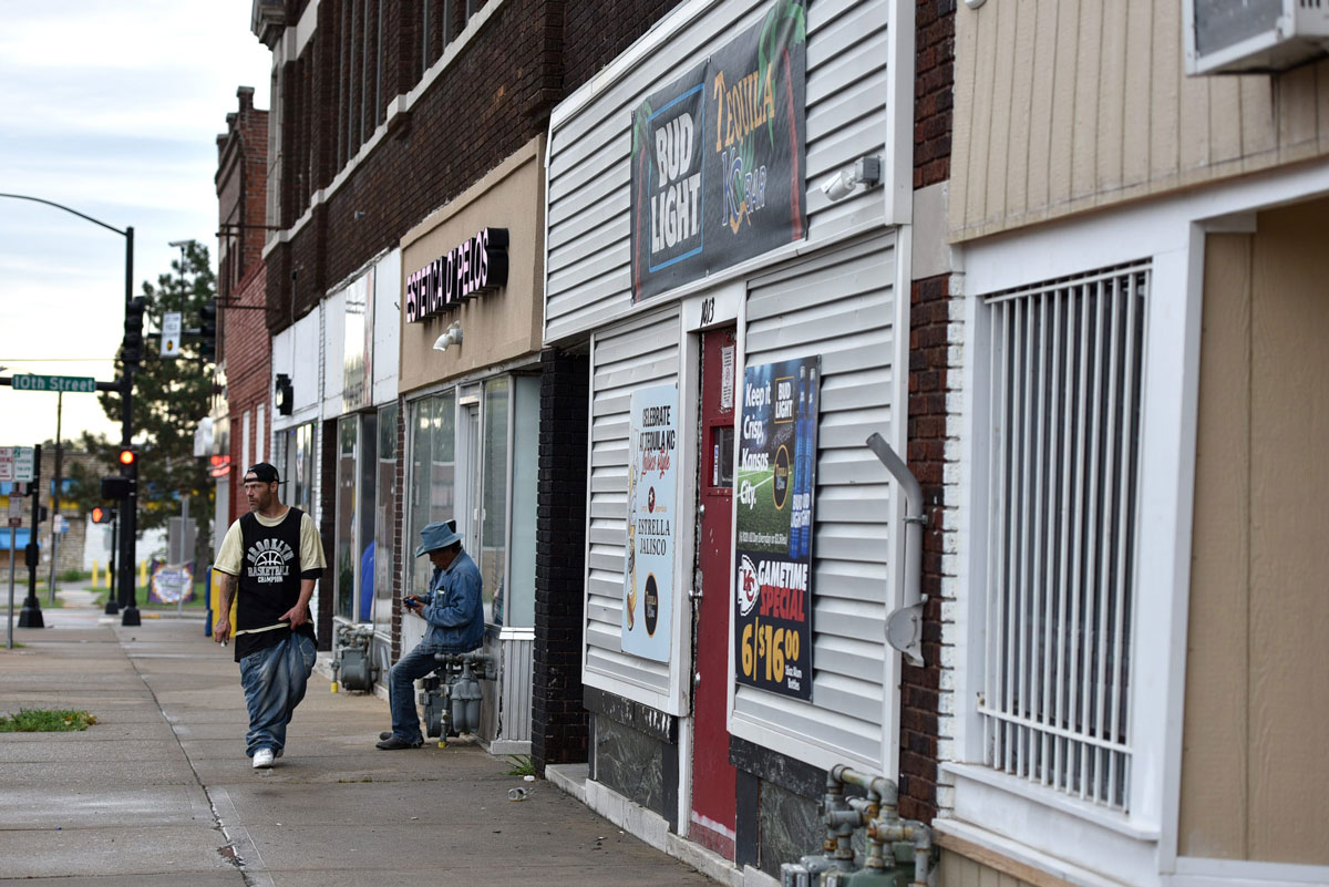 Four killed in US bar shooting: Police