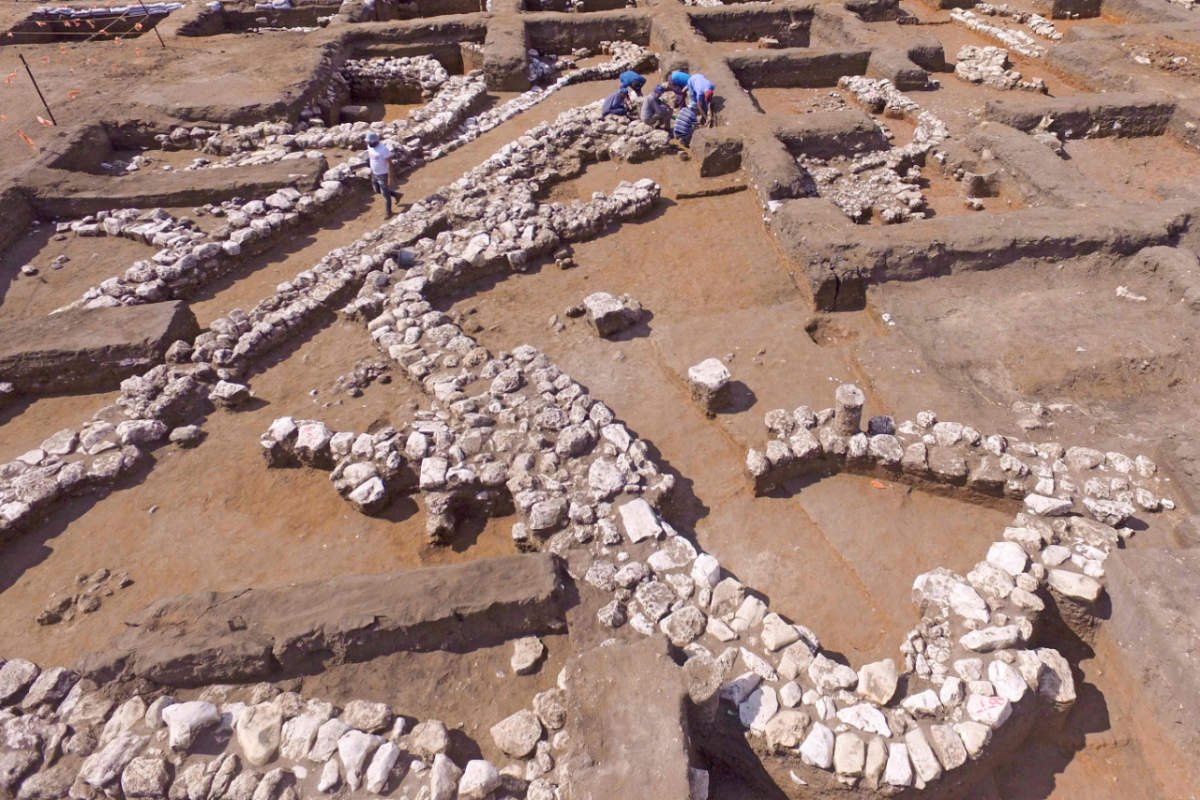Israel unveils remains of 5,000-year-old city