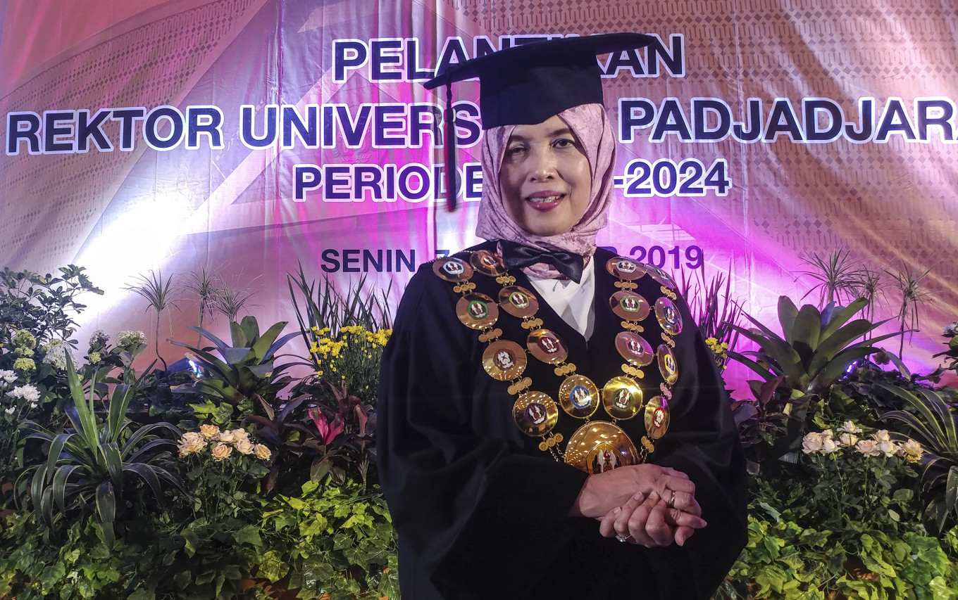 Economics professor elected as first female Unpad rector