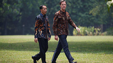 Jokowi, Rutte tiptoe around past war crimes