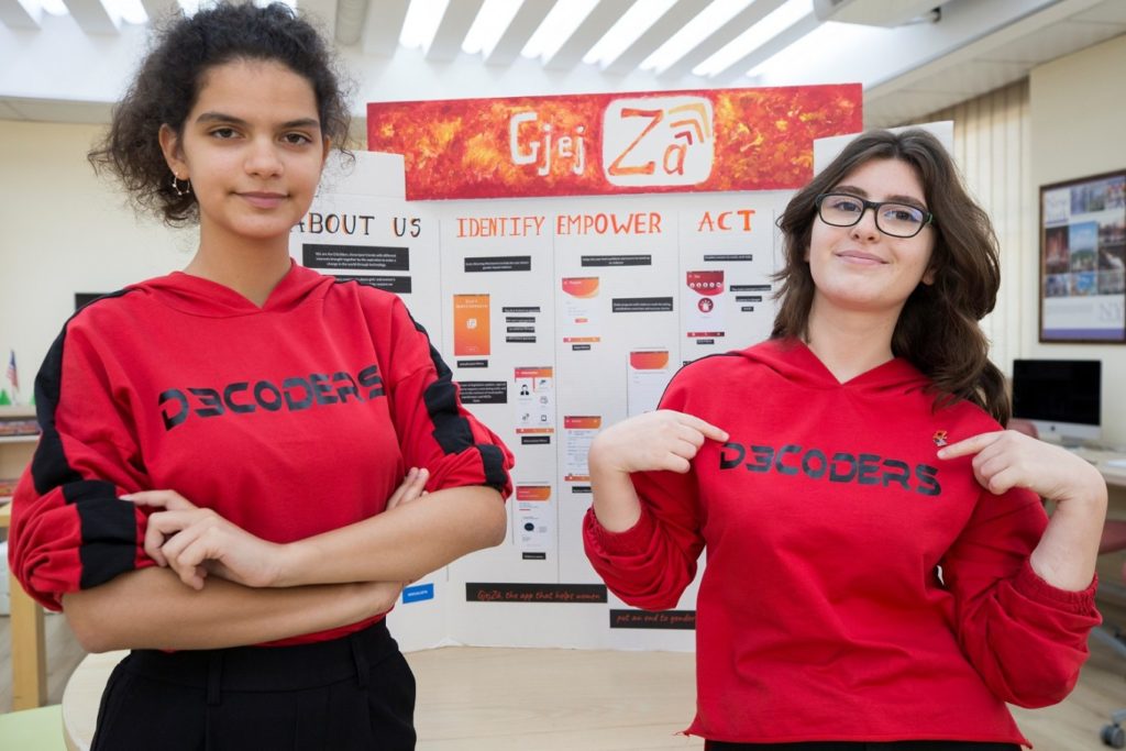 Albanian teens develop app for domestic violence victims