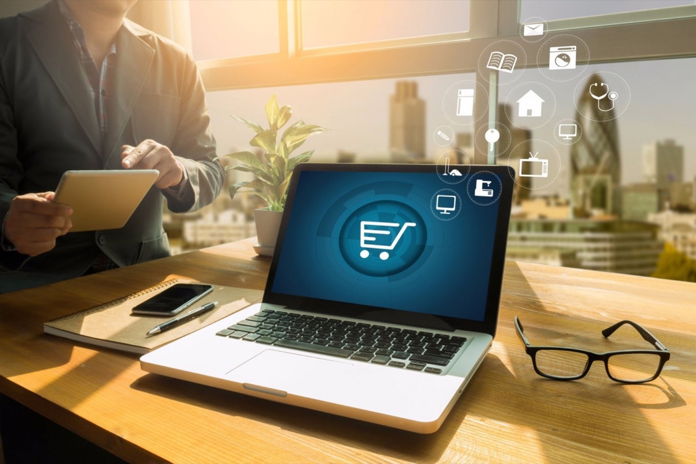 How can data analytics benefit customers in era of e-commerce 4.0?