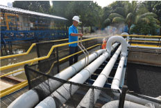 Jakarta poor still fighting for tap water