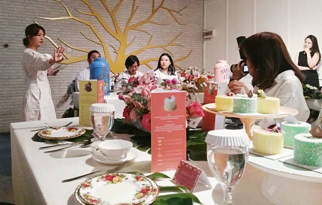 A sip of tea, a slice of entremets: Jakarta Dessert Week celebrates tea pairing