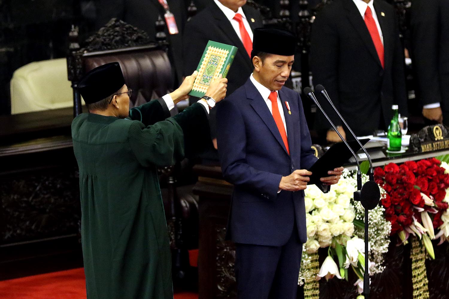 Joko "Jokowi" Widodo and Ma'ruf Amin have officially taken their oath as Indonesian President and Vice President for the 2019-2024 term. Jokowi took the oath for his second term as Indonesian President in a plenary session of the People's Consultative Assembly, led by Assembly speaker Bambang Soesatyo on Sunday afternoon. JP/Dhoni Setiawan