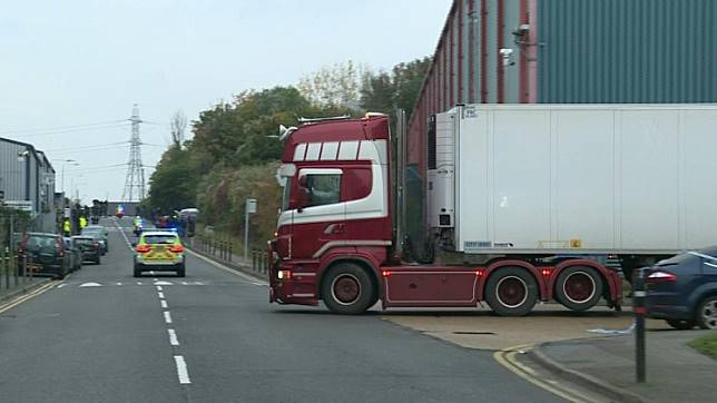 UK police say 39 found dead in truck were Chinese